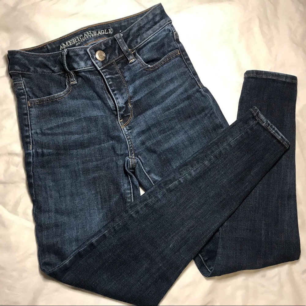Dark Wash American Eagle Jeans